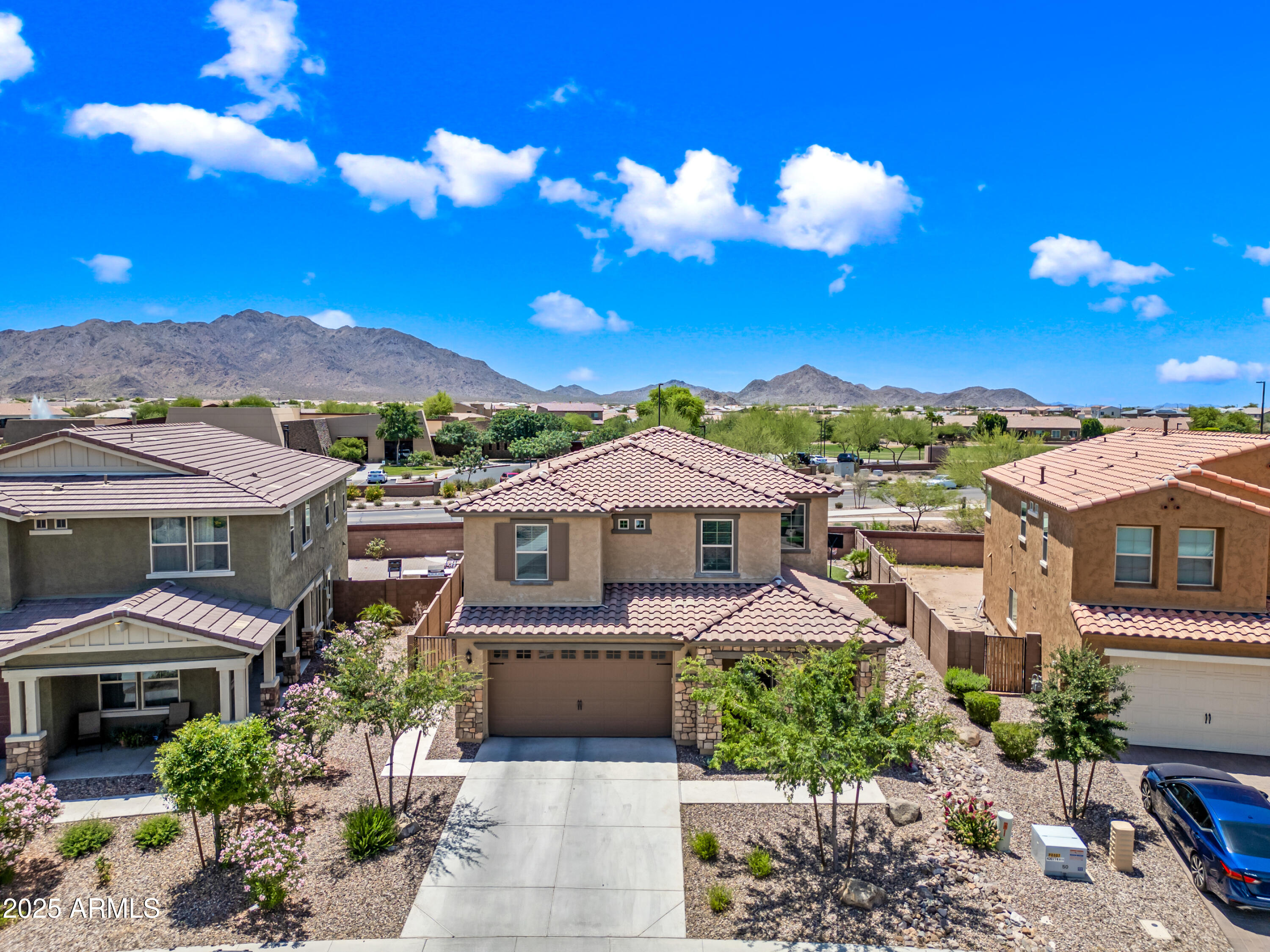 2387 E RUNAWAY BAY Place
