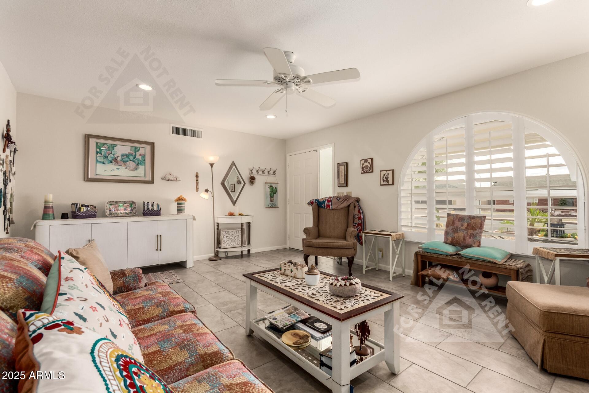 4734 E FLORIAN Circle