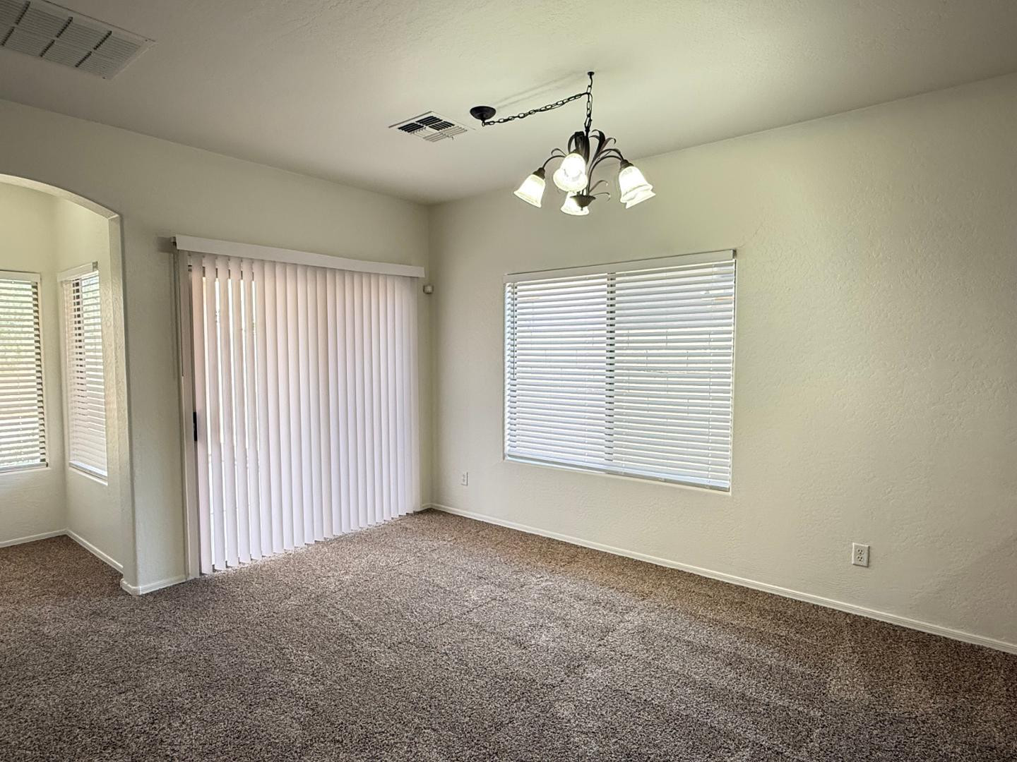 8810 W Hilton Avenue