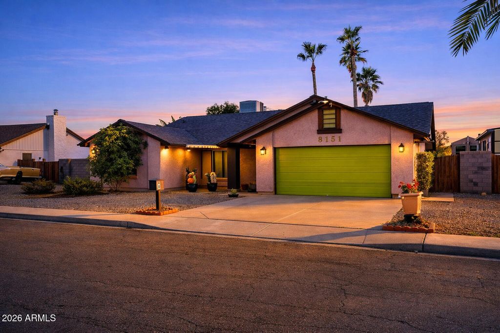 Photo of 8151 W Sierra Vista Drive, Glendale, AZ 85303 (MLS # 6973839)