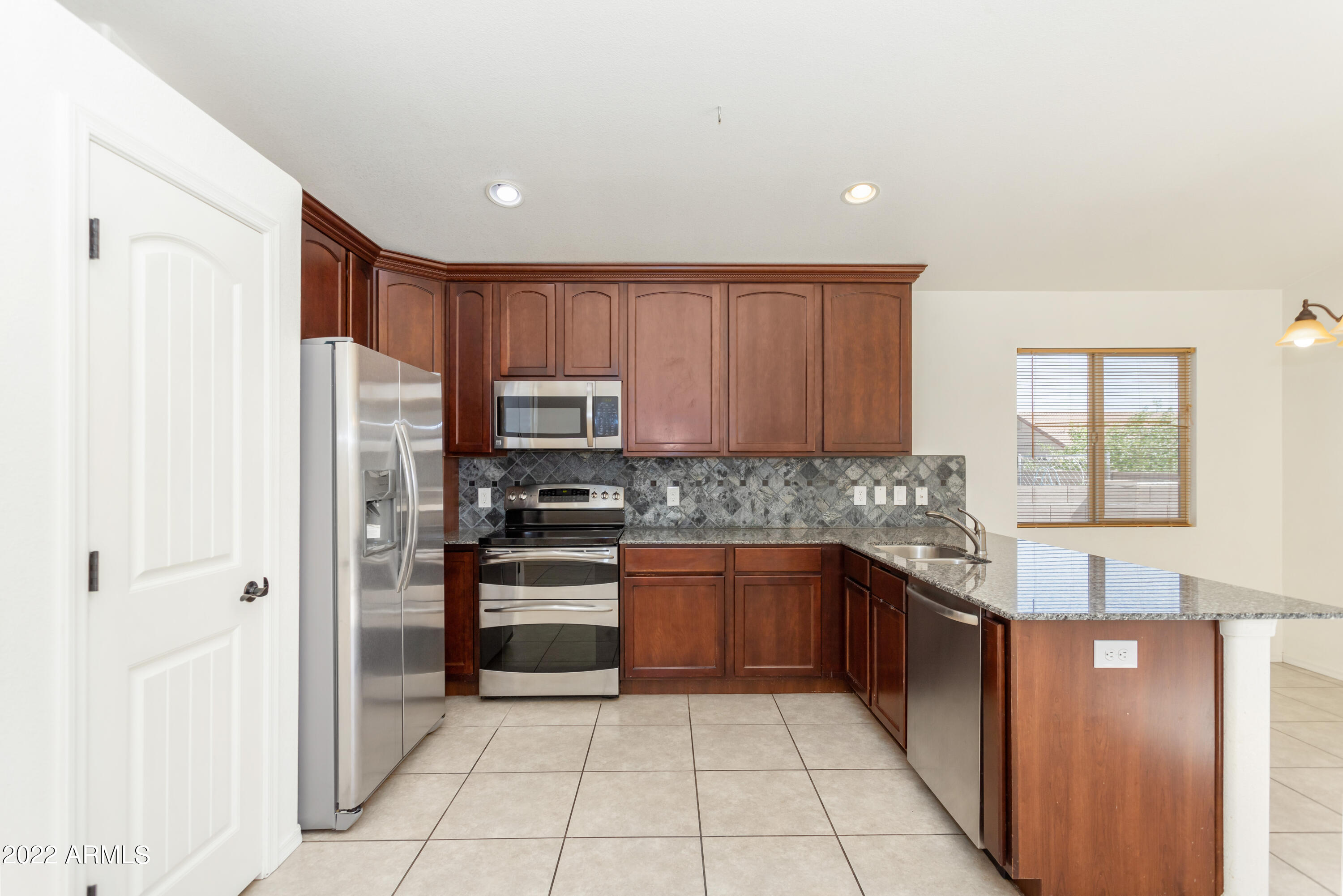 CAMPSTONE - Residential
