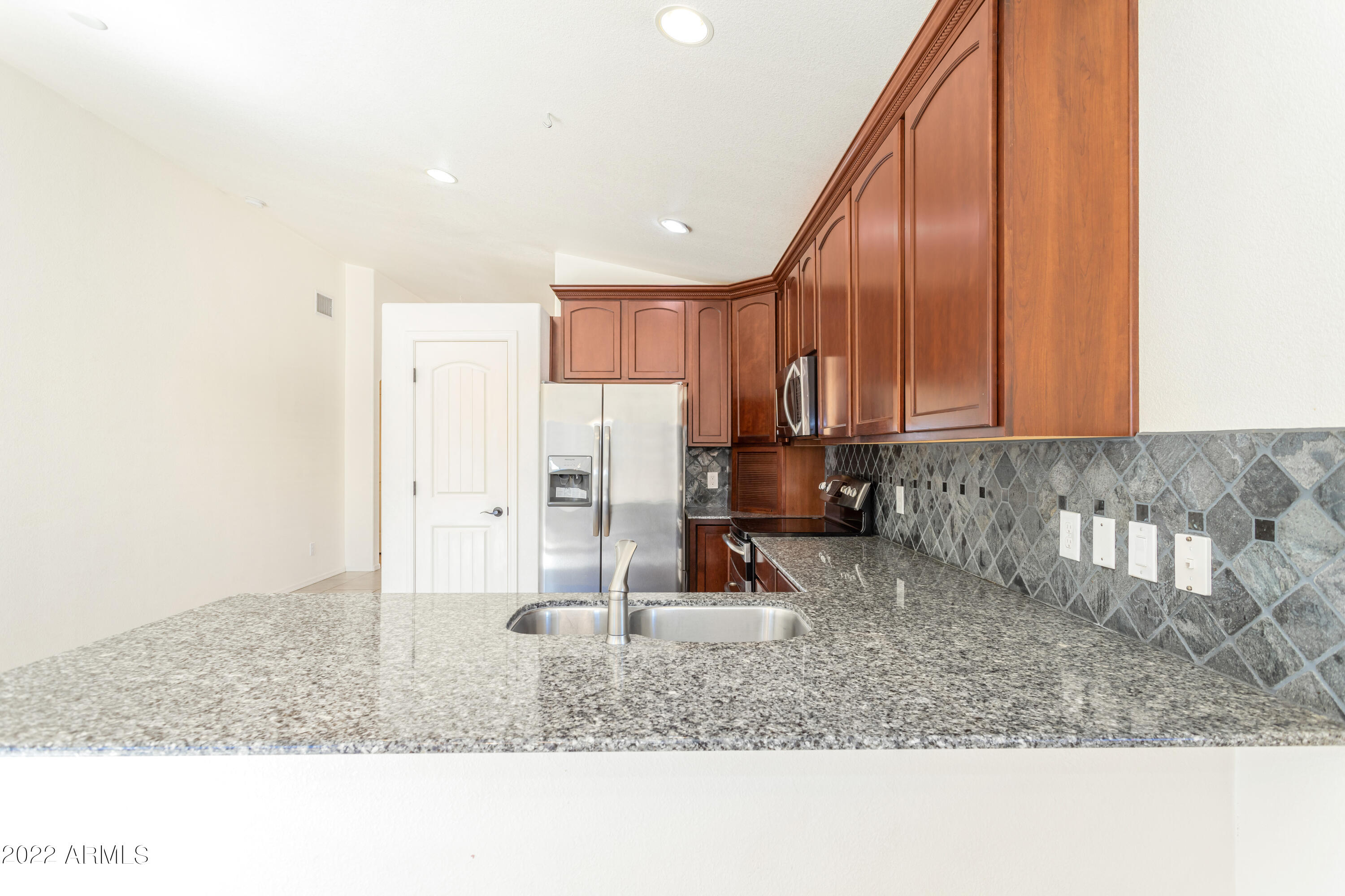CAMPSTONE - Residential