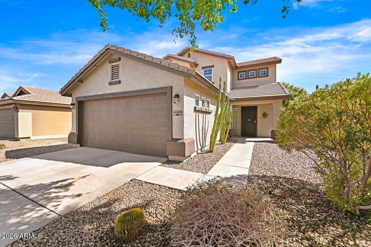 41285 W LITTLE Drive