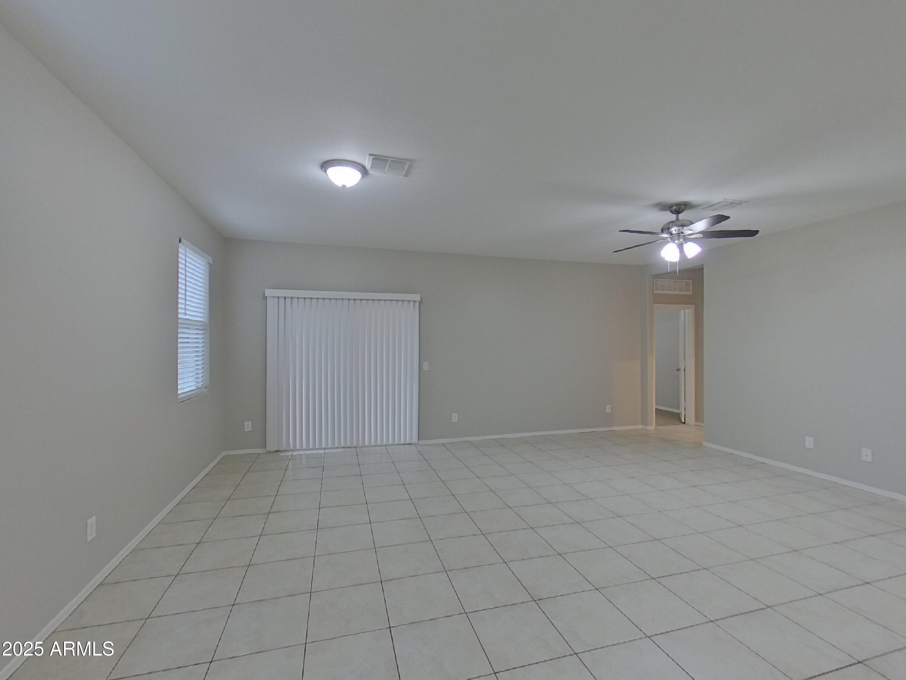 16971 N QUINTO Street