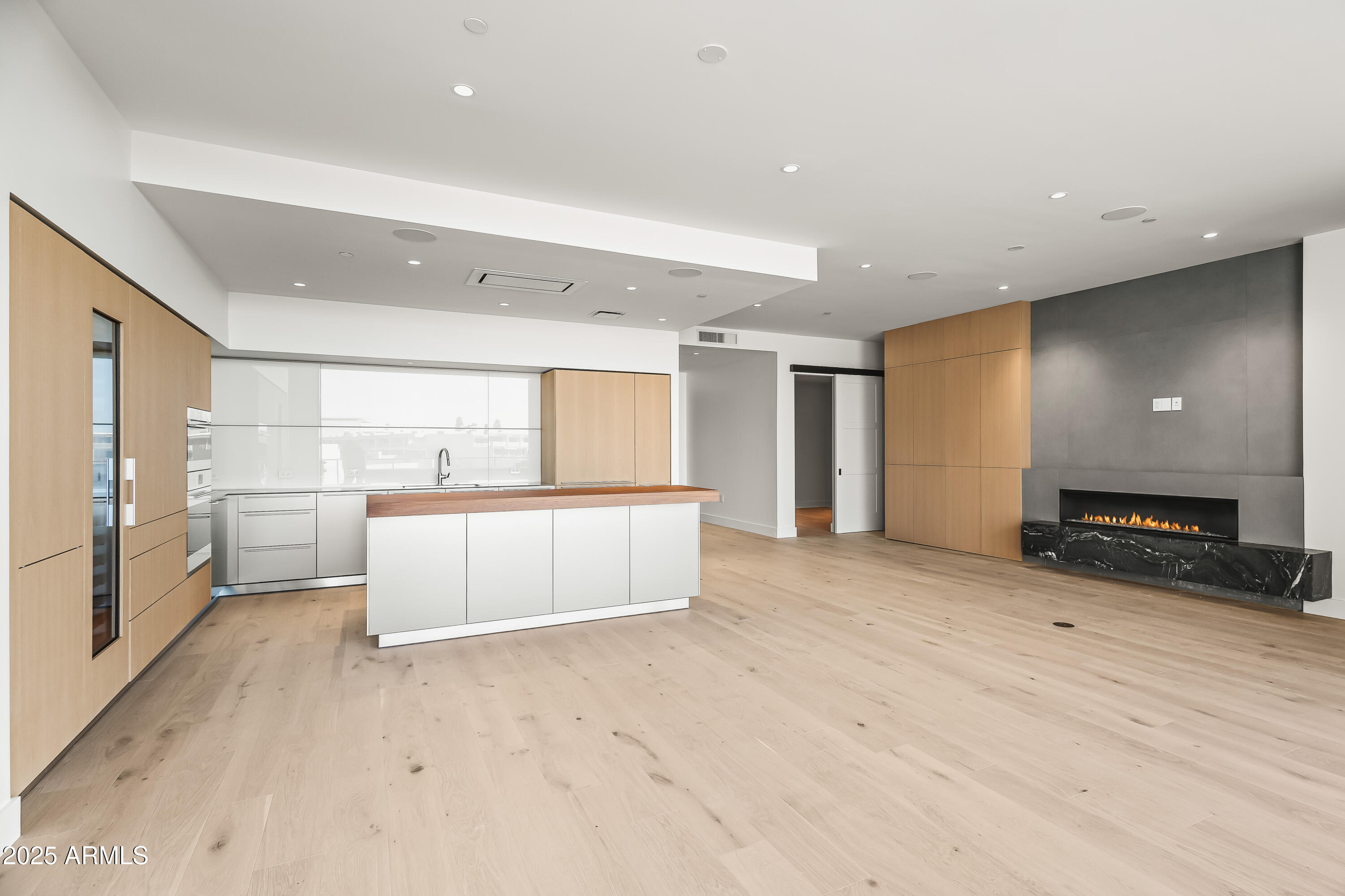 4849 N CAMELBACK RIDGE Road B403