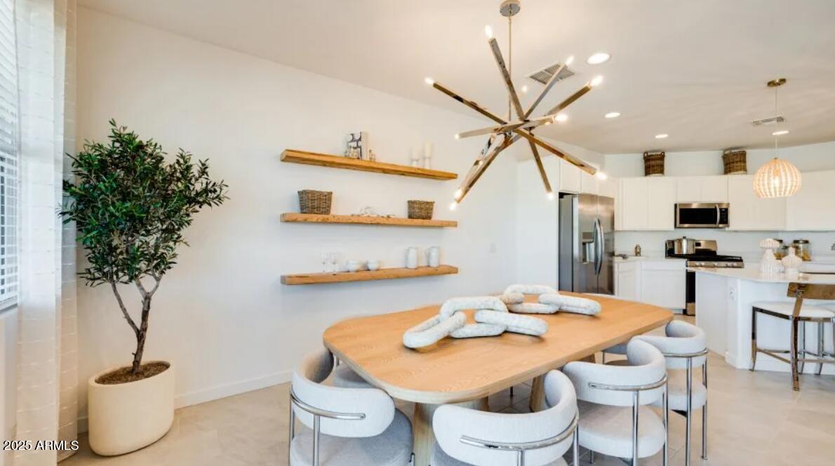 7825 W TETHER Trail