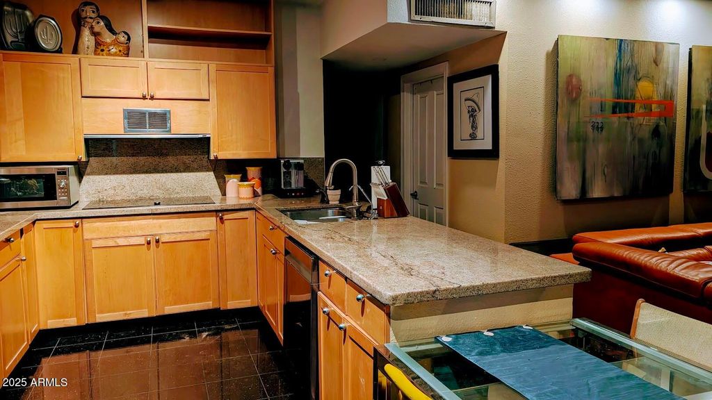 Photo of 805 N 4th Avenue N #1101, Phoenix, AZ 85003 (MLS # 6953071)