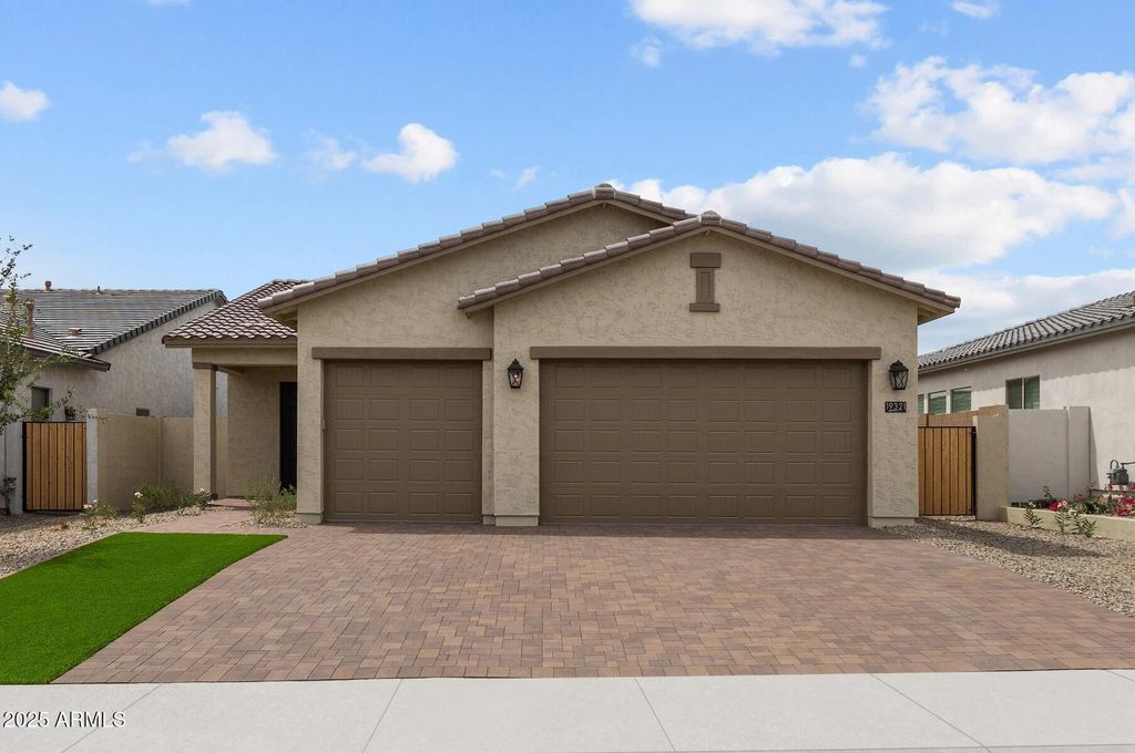Photo of 19321 W Luke Avenue, Litchfield Park, AZ 85340 (MLS # 6864373)