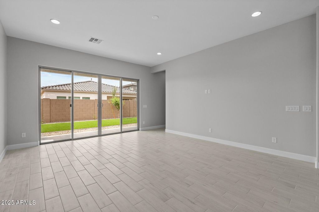 Photo of 19321 W Luke Avenue, Litchfield Park, AZ 85340 (MLS # 6864373)