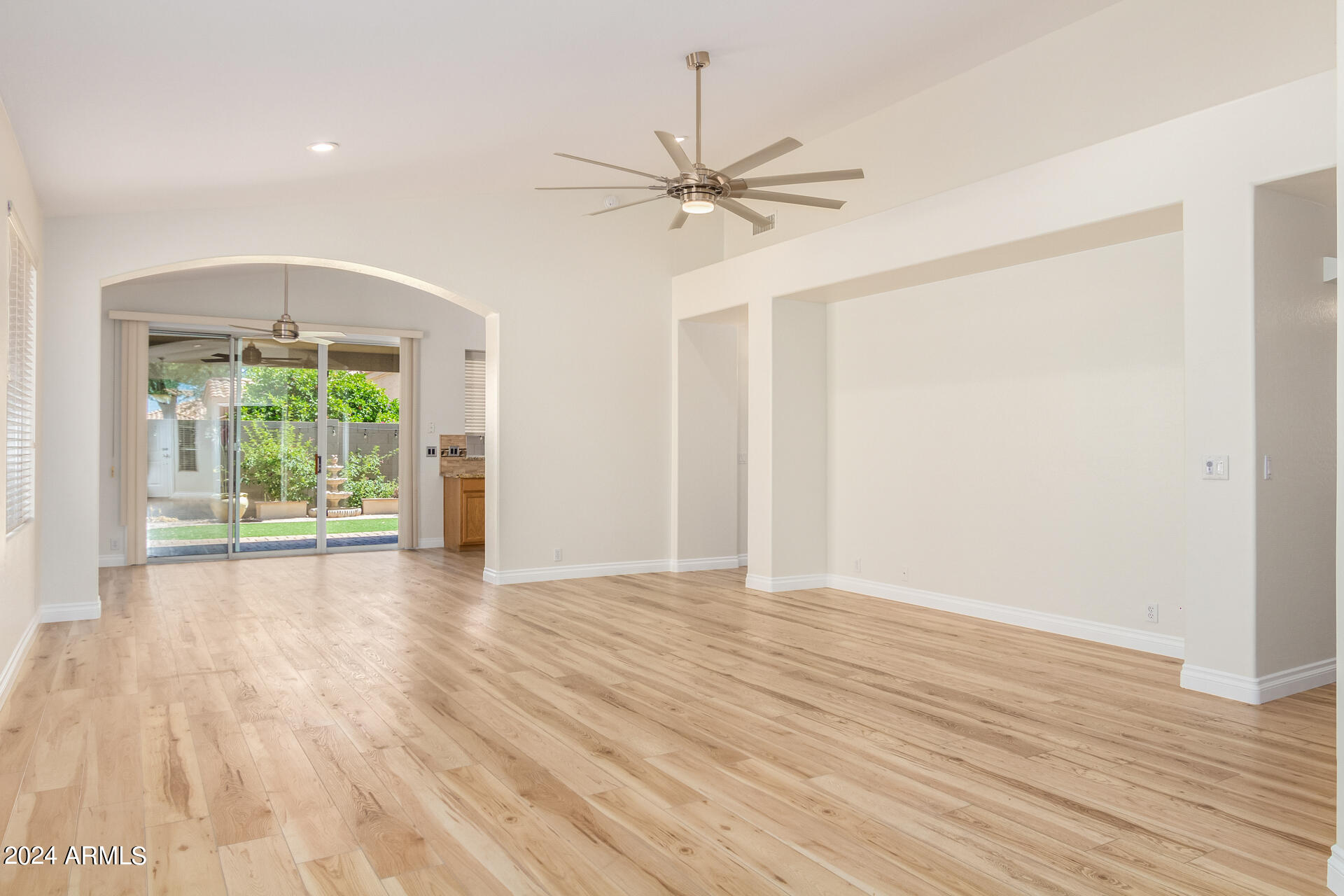 7251 E LOMITA Avenue