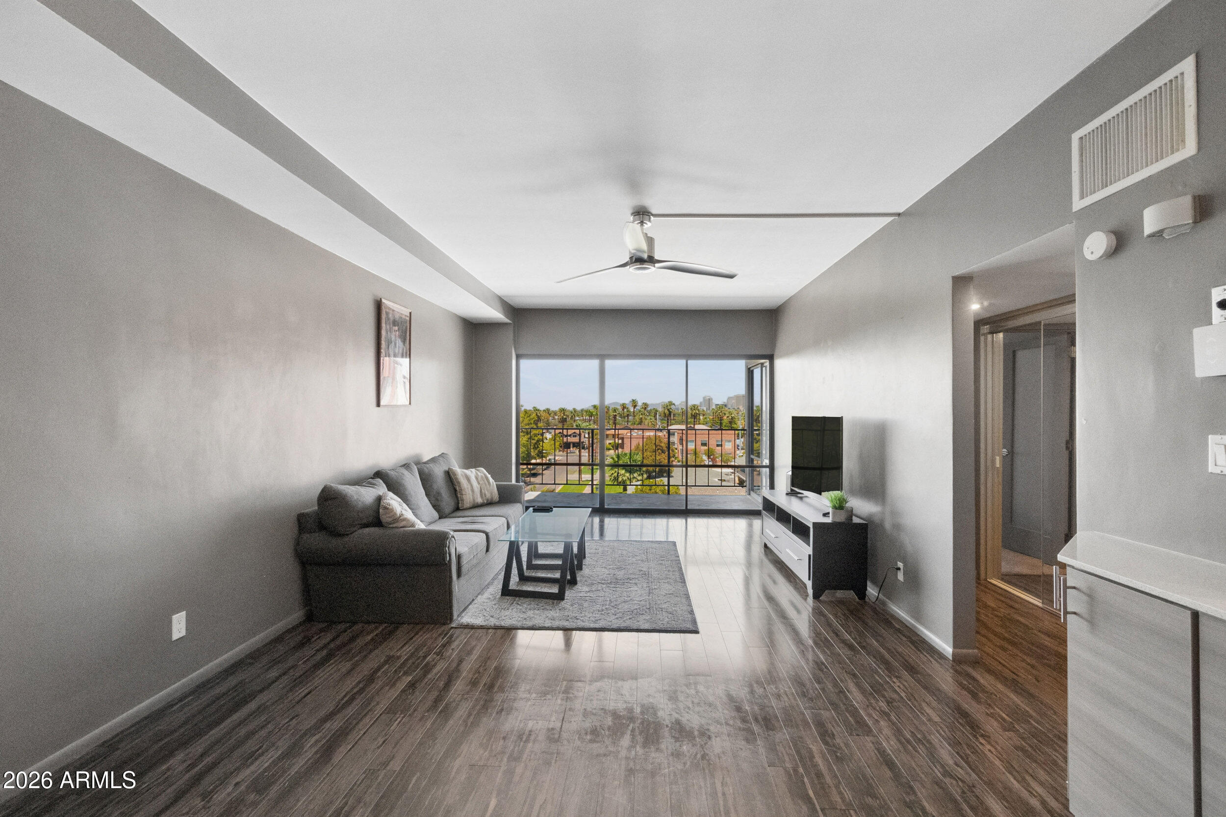 805 N 4TH Avenue 501
