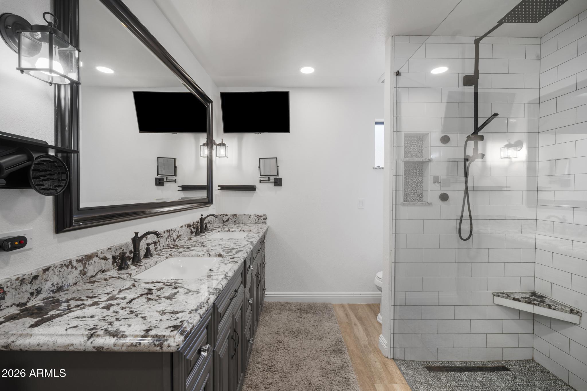 SANDAHL HOMES UNIT 1 - Residential