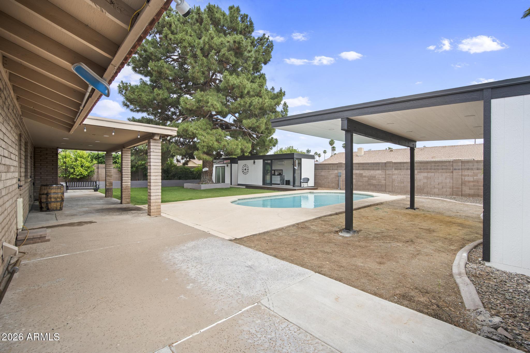 SANDAHL HOMES UNIT 1 - Residential