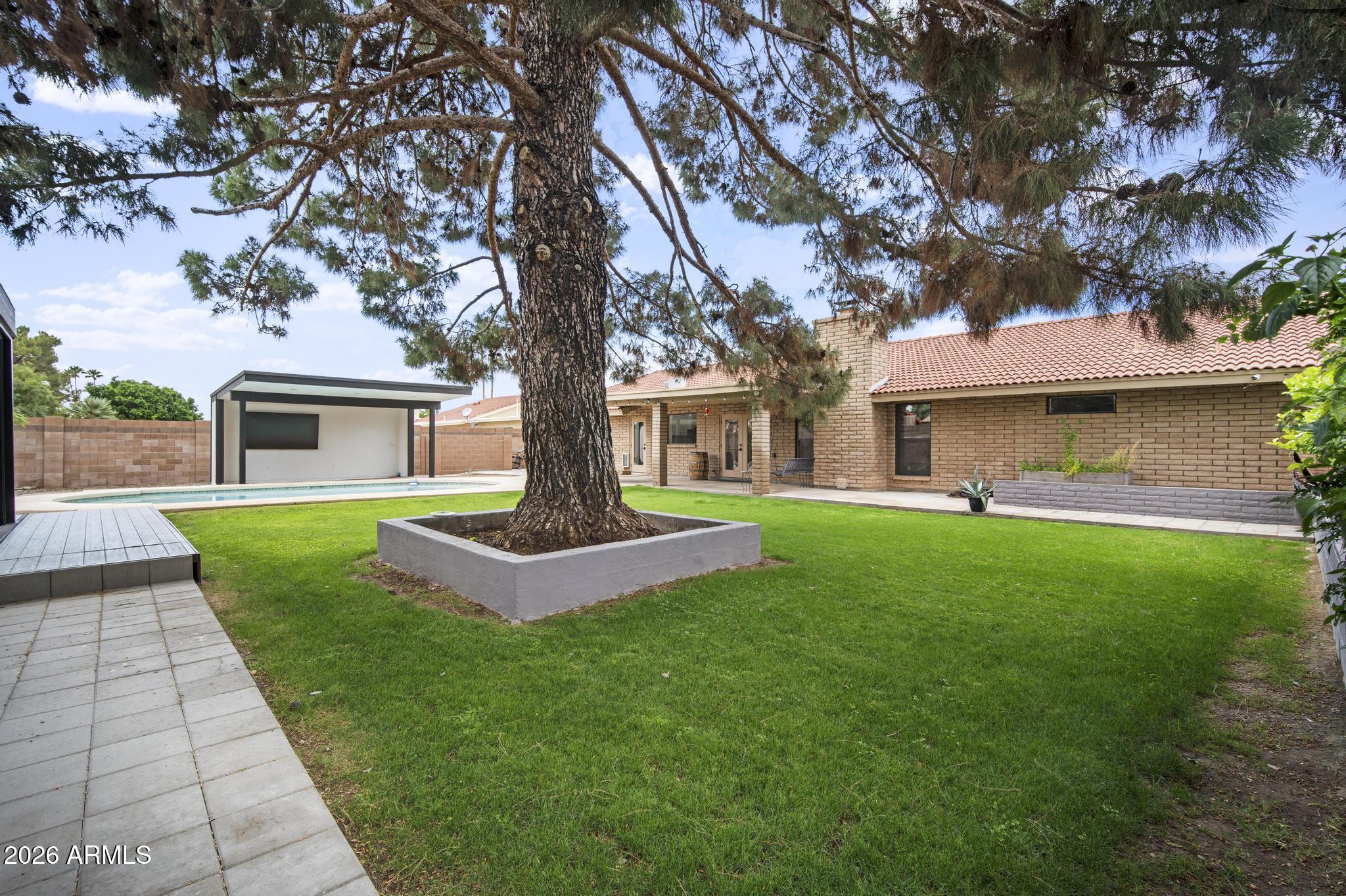 SANDAHL HOMES UNIT 1 - Residential
