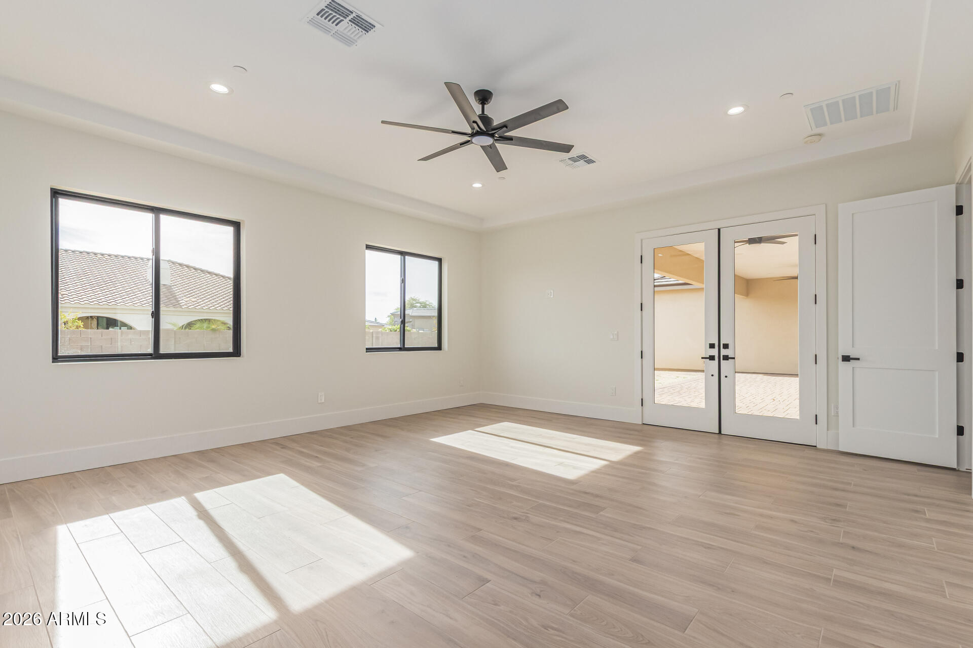 RUSSELL RANCH PHASE 3 REPLAT - Residential
