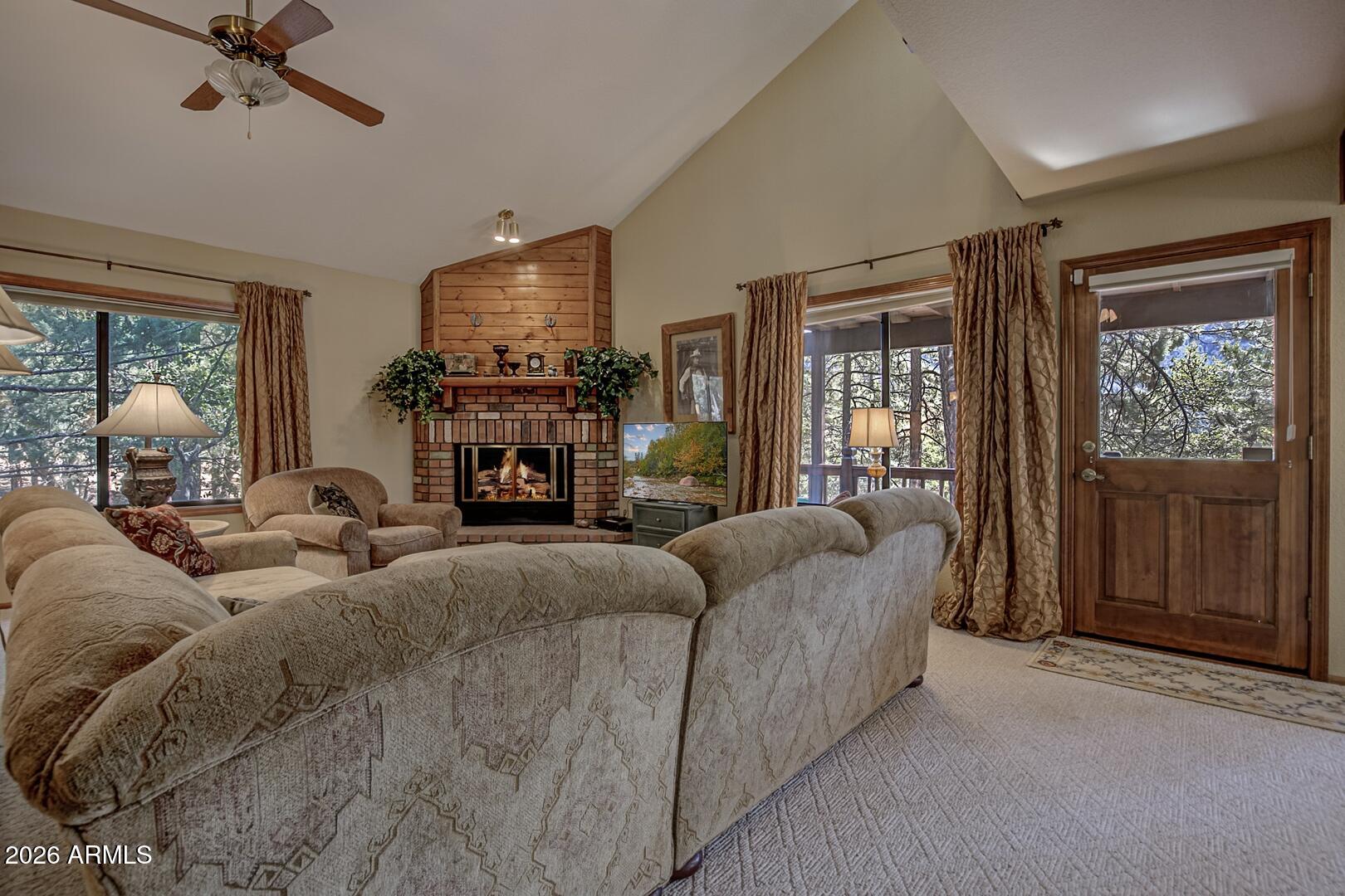 5094 N Juniper Loop