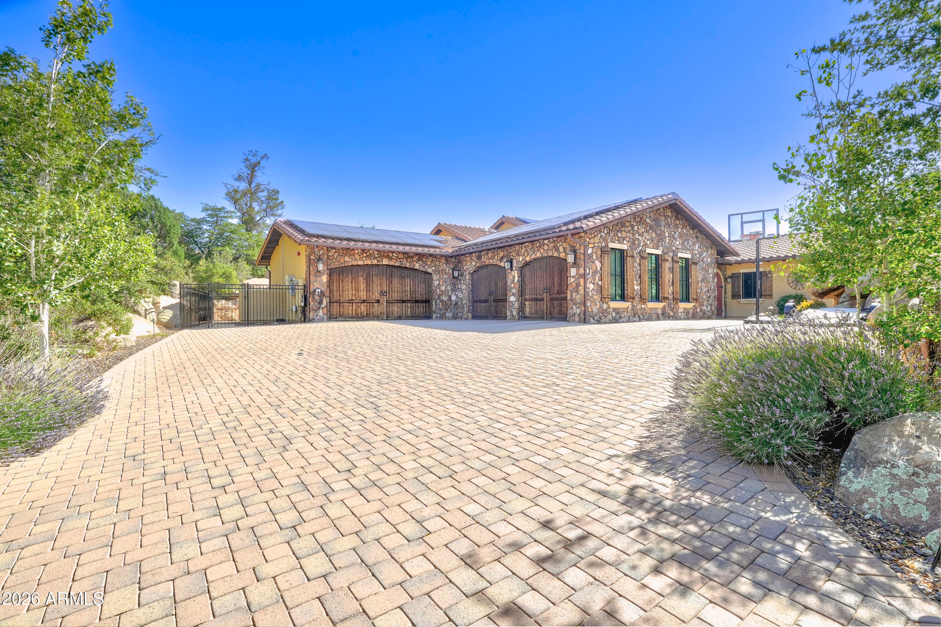 1229 SIERRY PEAKS Drive