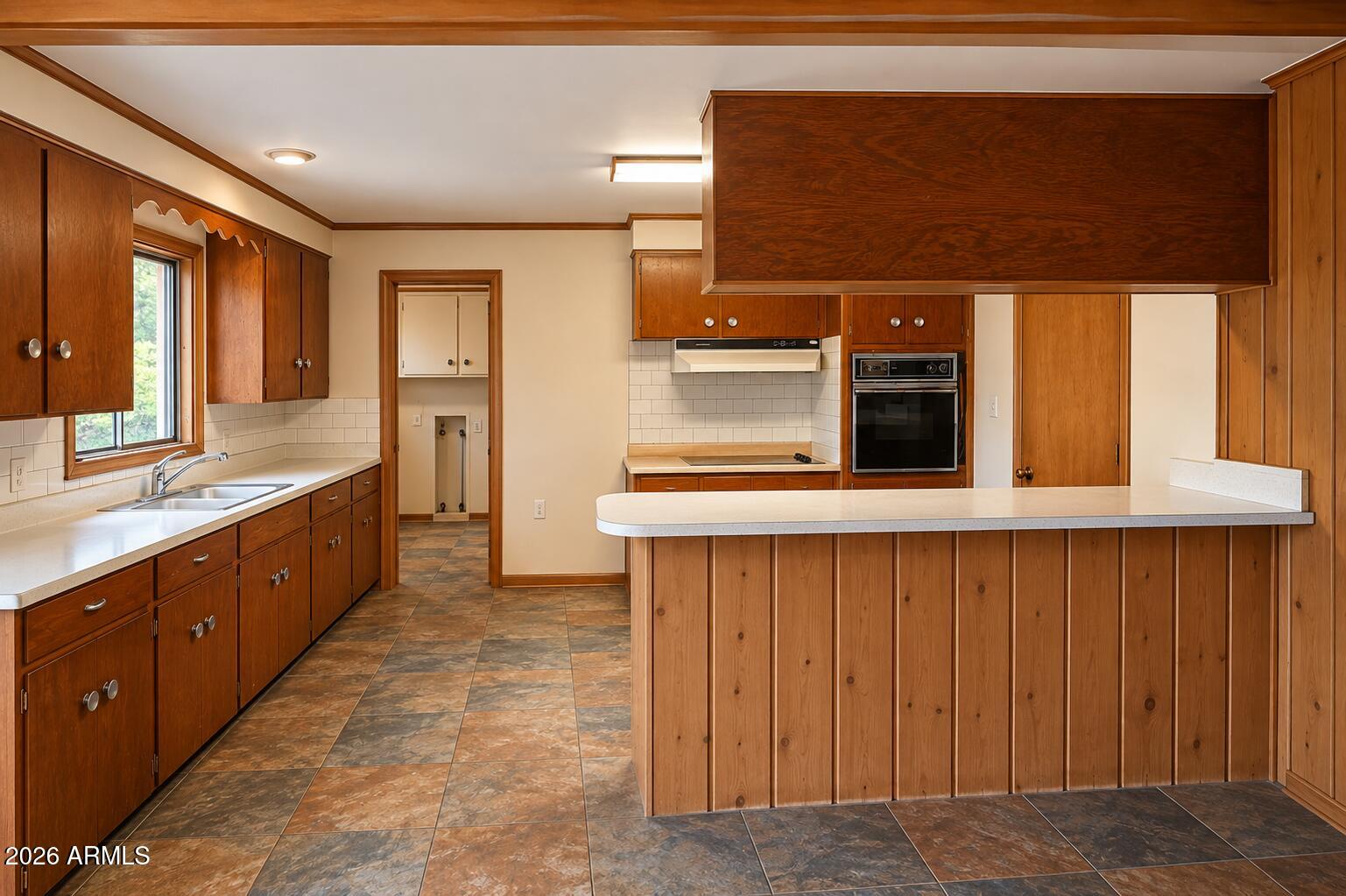 1895 W ASPEN Lane
