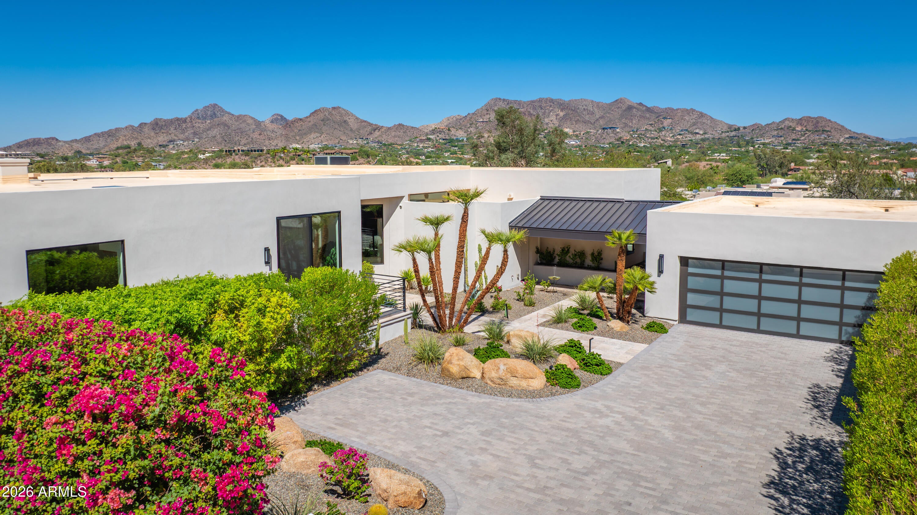 5724 N ECHO CANYON Drive