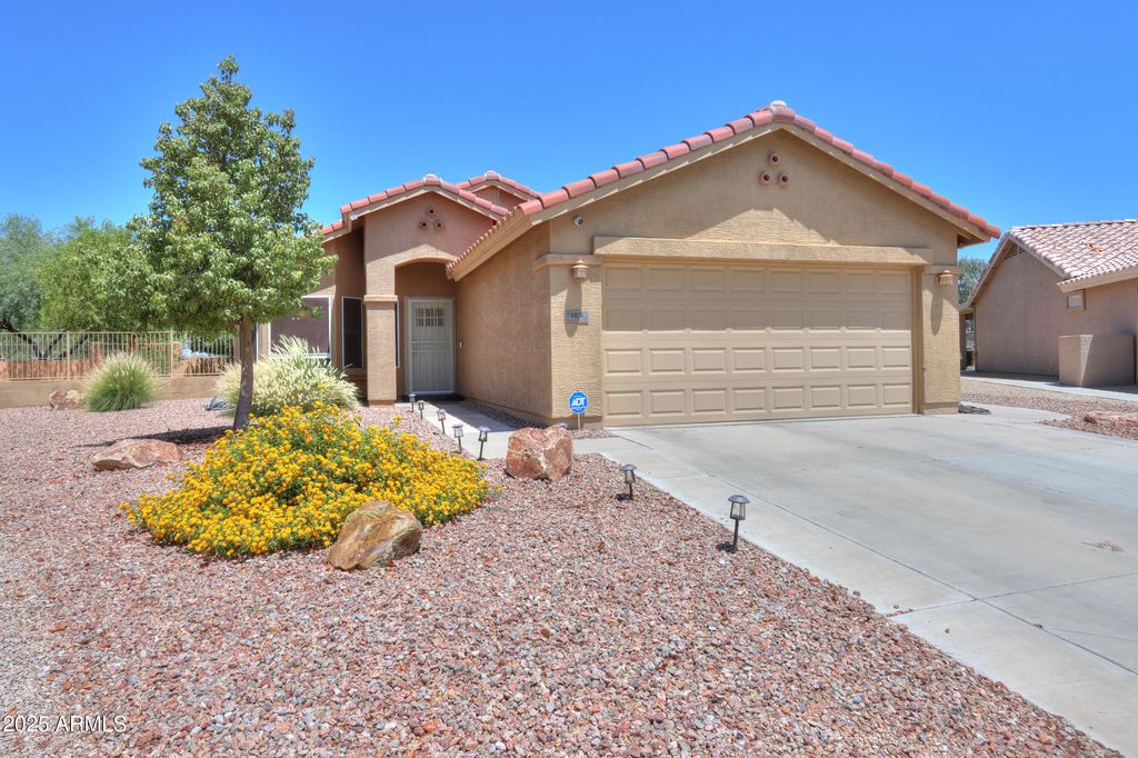 Photo of 103 S Birdie Way, Casa Grande, AZ 85194 (MLS # 6881766)