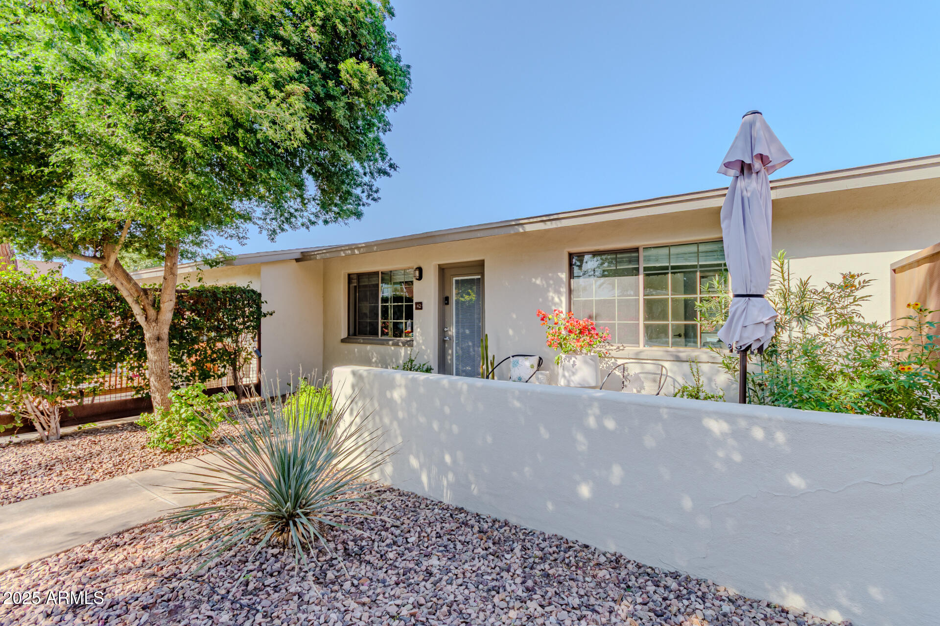 1850 E MARYLAND Avenue 42