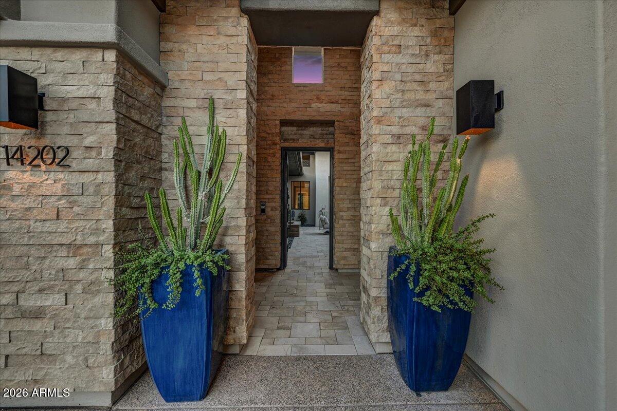 14202 N TERRITORY Trail