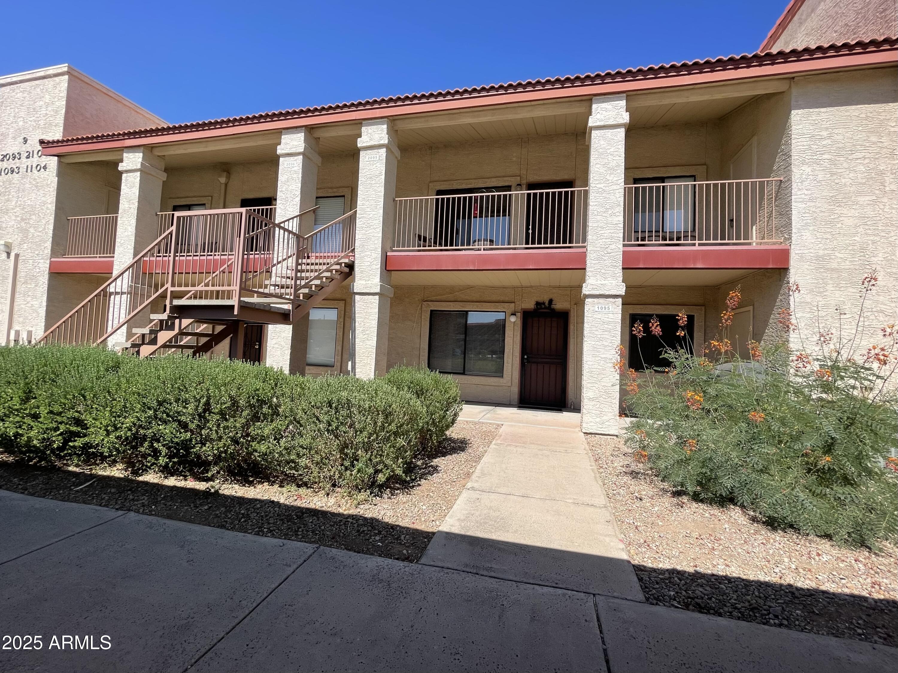 1440 N IDAHO Road 1095
