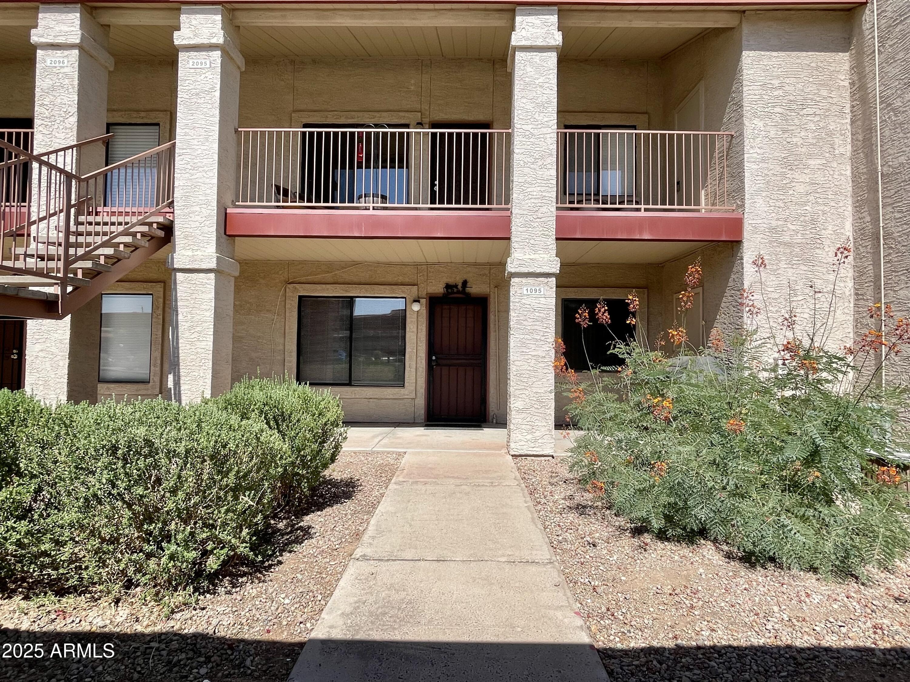 1440 N IDAHO Road 1095