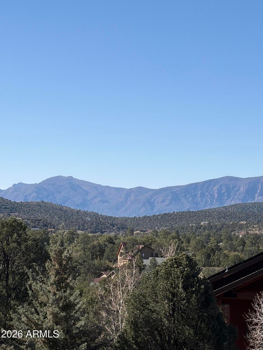 Amazing View lot now available in one of the most preferred neighborhoods in Payson. This .6 acre Woodhill homesite with Southern exposure, has been owned for 20 years and now they have decided not to build. Their gift to the new Buyer is this view to come home to each day. This is a must see!