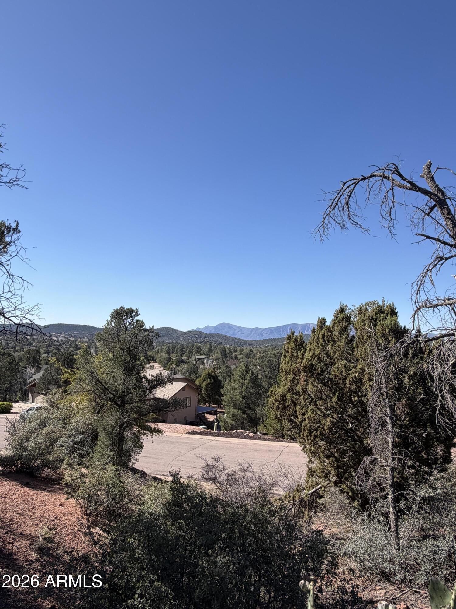 WOODHILL 2 - Land