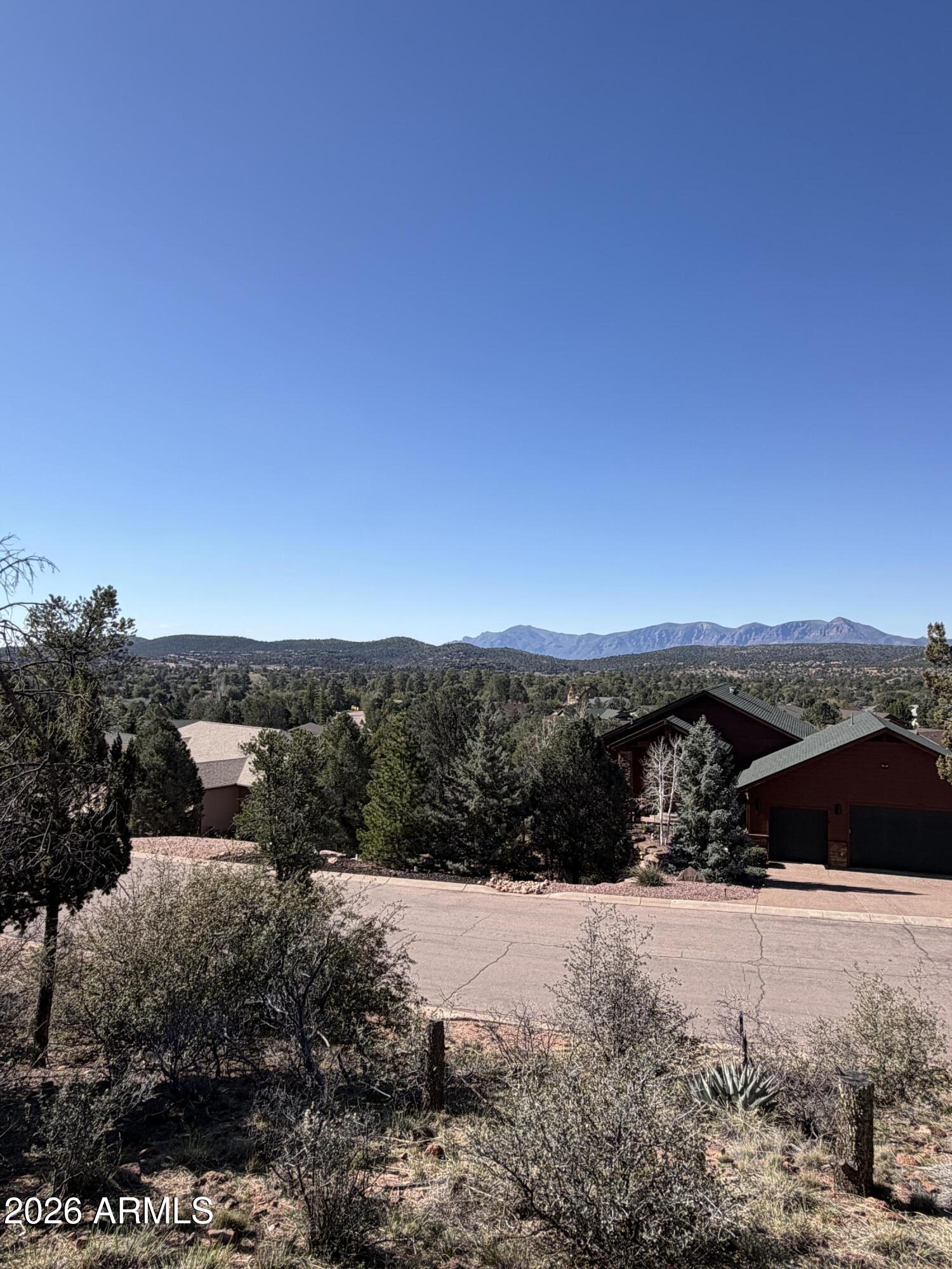 WOODHILL 2 - Land