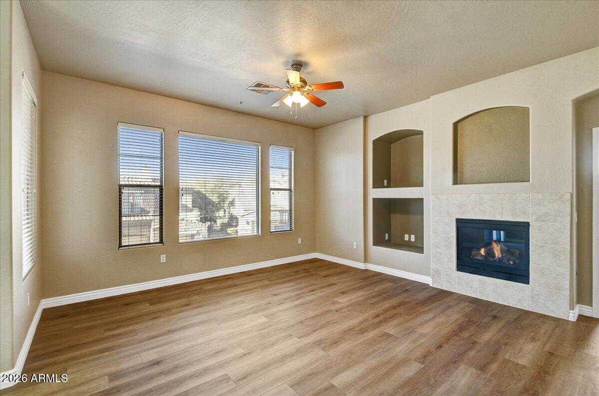 19475 N GRAYHAWK Drive 2081