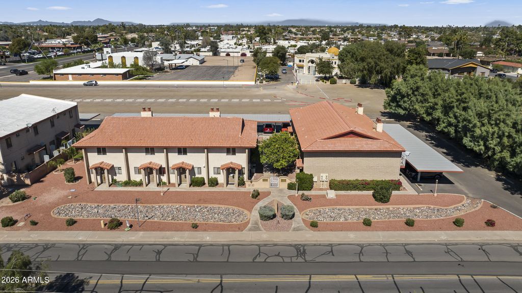 Photo of 950 W Erie Street, Chandler, AZ 85225 (MLS # 6993532)