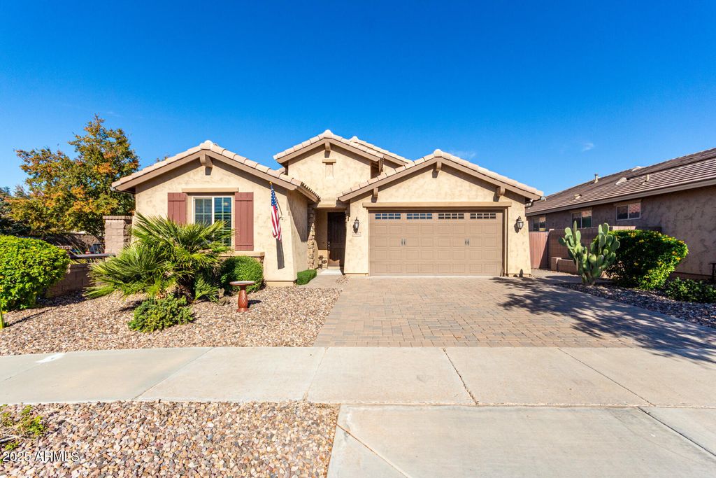 Photo of 20682 E Canary Way, Queen Creek, AZ 85142 (MLS # 6955613)