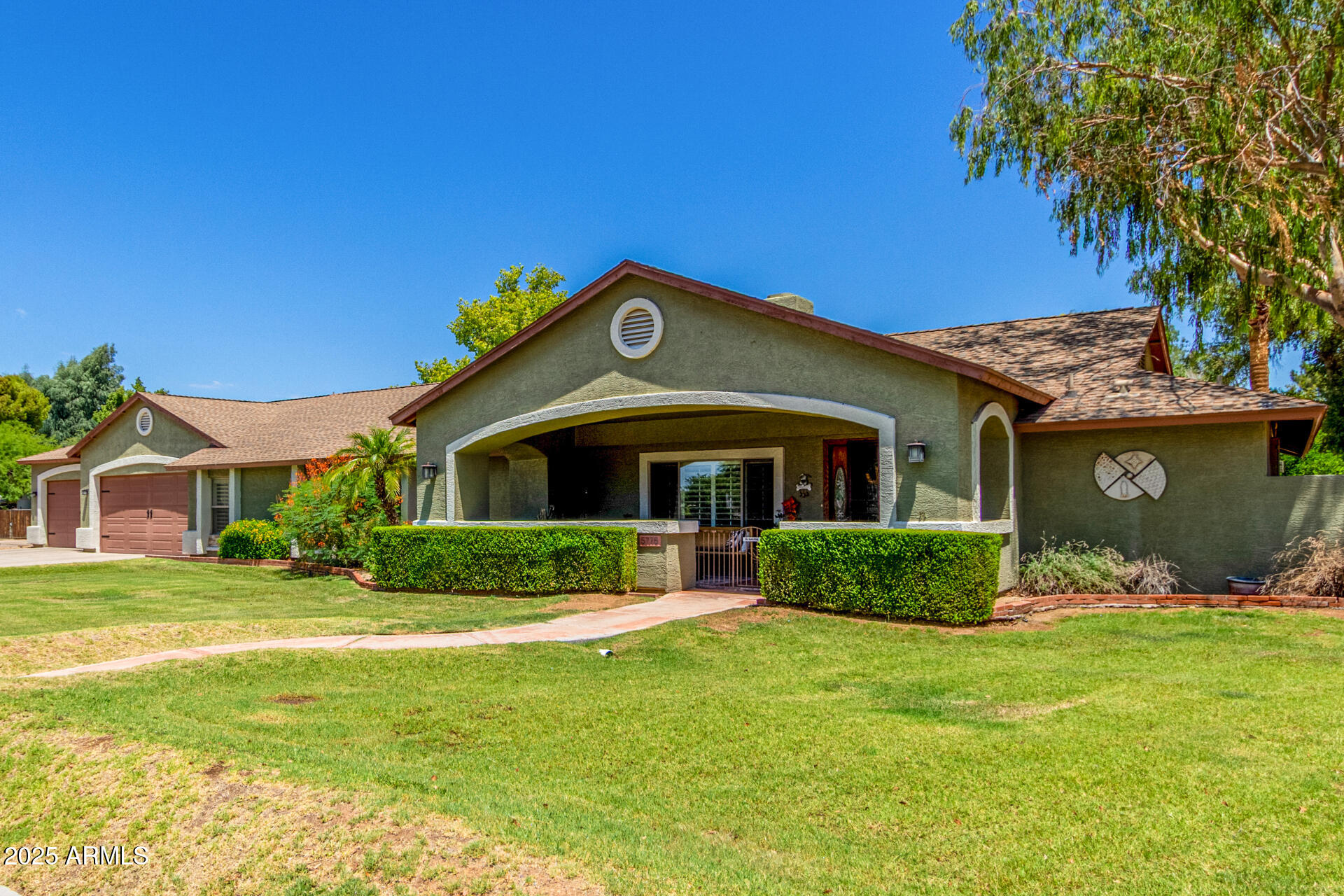5776 W POINSETTIA Drive