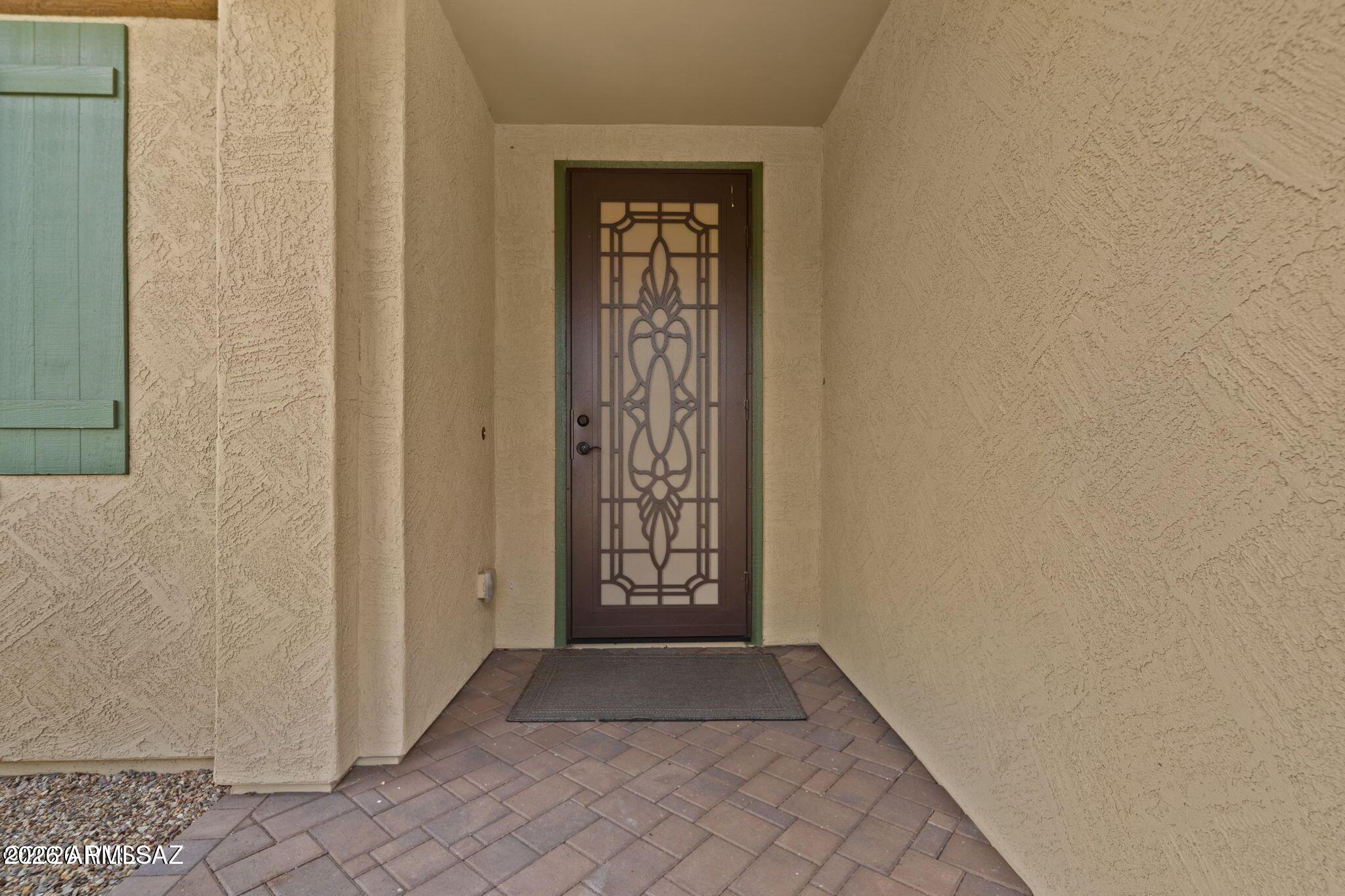 8464 N VAN CLEEVE Lane