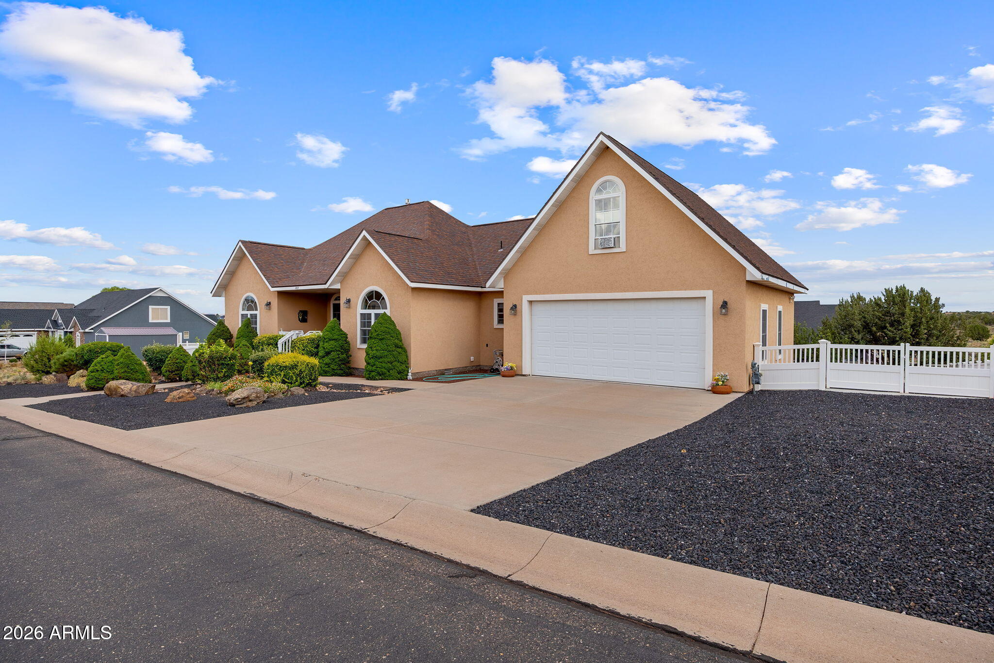 1869 W PRAIRIE Road