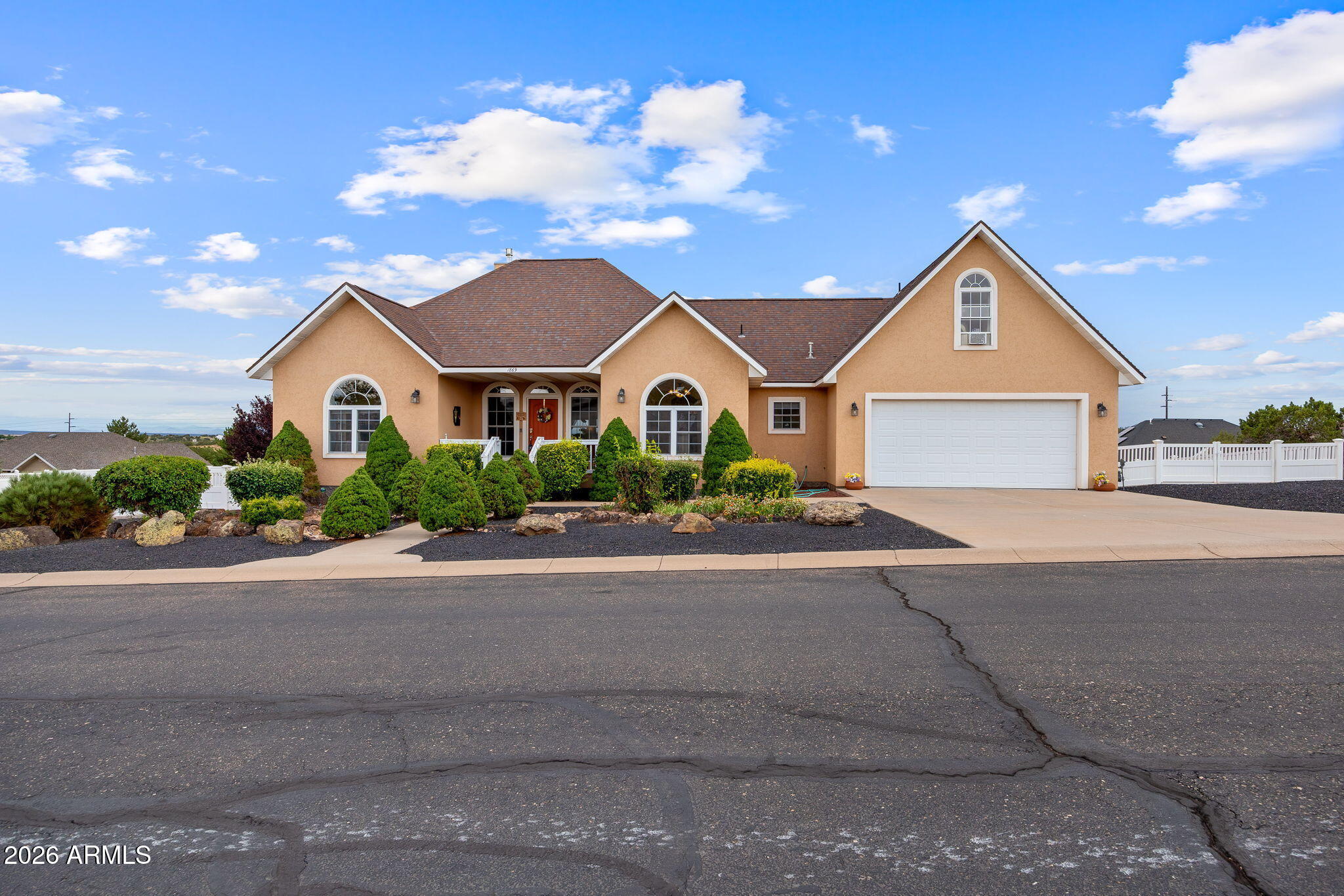 1869 W PRAIRIE Road