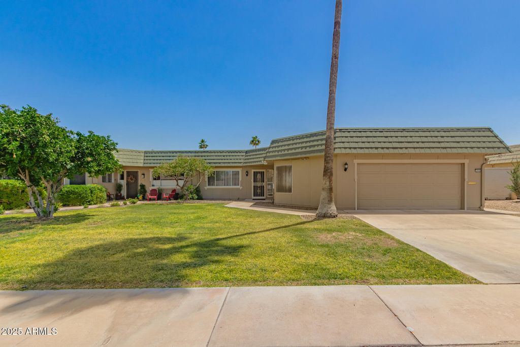 Photo of 10505 W Campana Drive, Sun City, AZ 85351 (MLS # 6914750)