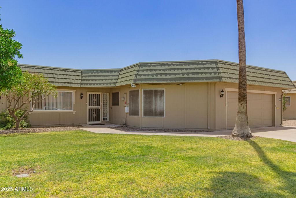 Photo of 10505 W Campana Drive, Sun City, AZ 85351 (MLS # 6914750)