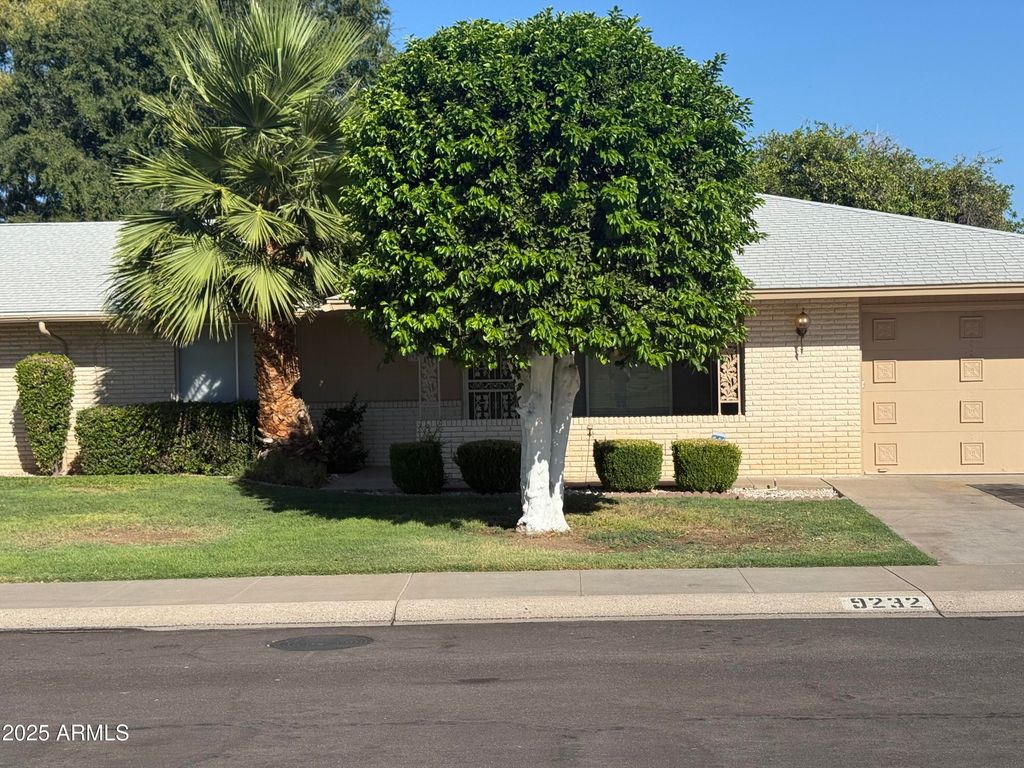 Photo of 9232 N 110th Avenue, Sun City, AZ 85351 (MLS # 6918363)