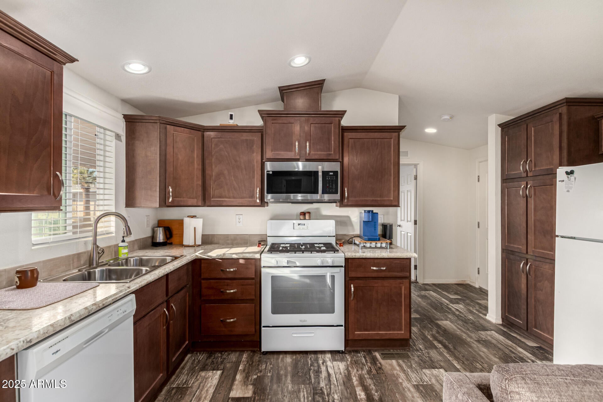 16225 N CAVE CREEK Road 85