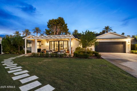 Photo of 4636 E Calle Ventura, Phoenix, AZ 85018 (MLS # 6919841)