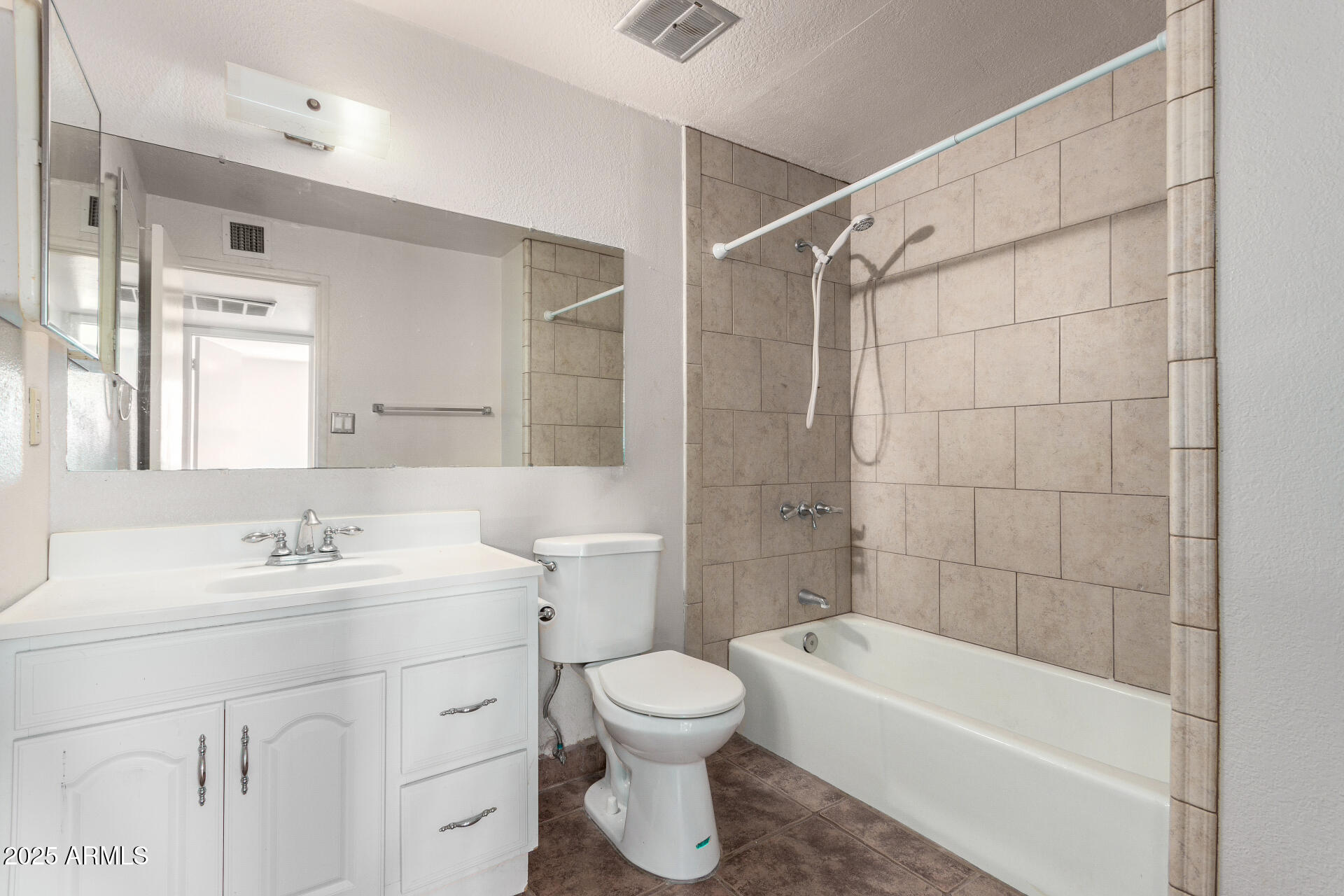 Homes for Sale in Queen Creek Arizona 3 3908 E CAPITAN DREYFUS Avenue