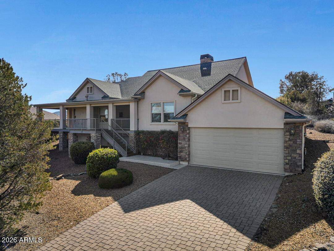 253 THOROUGHBRED Drive