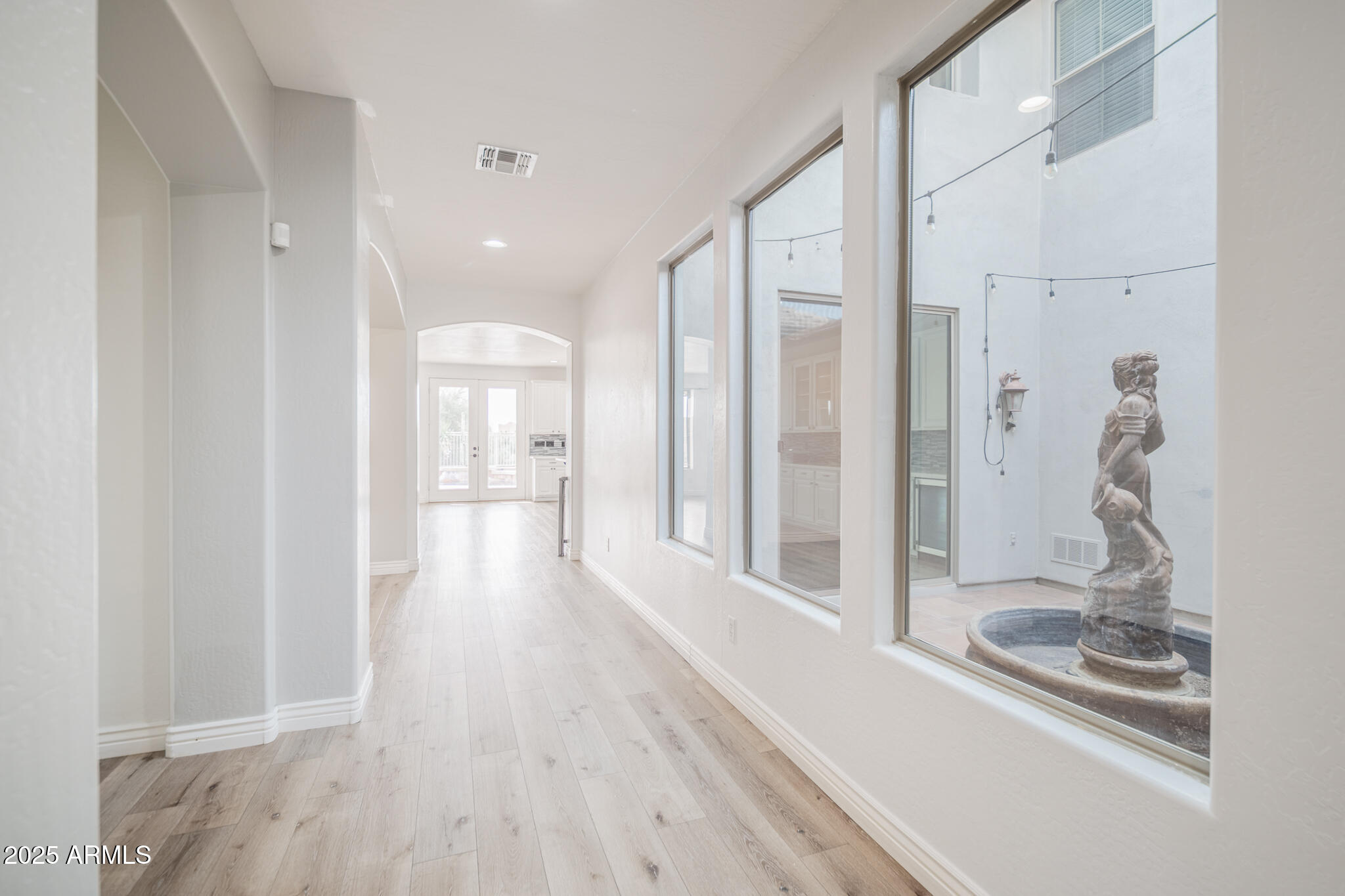 4031 E DESERT FOREST Trail