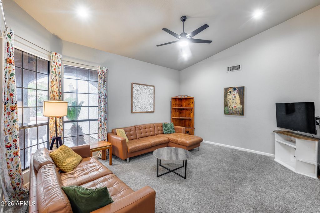 Photo of 1042 W Newport Beach Drive, Gilbert, AZ 85233 (MLS # 6965435)