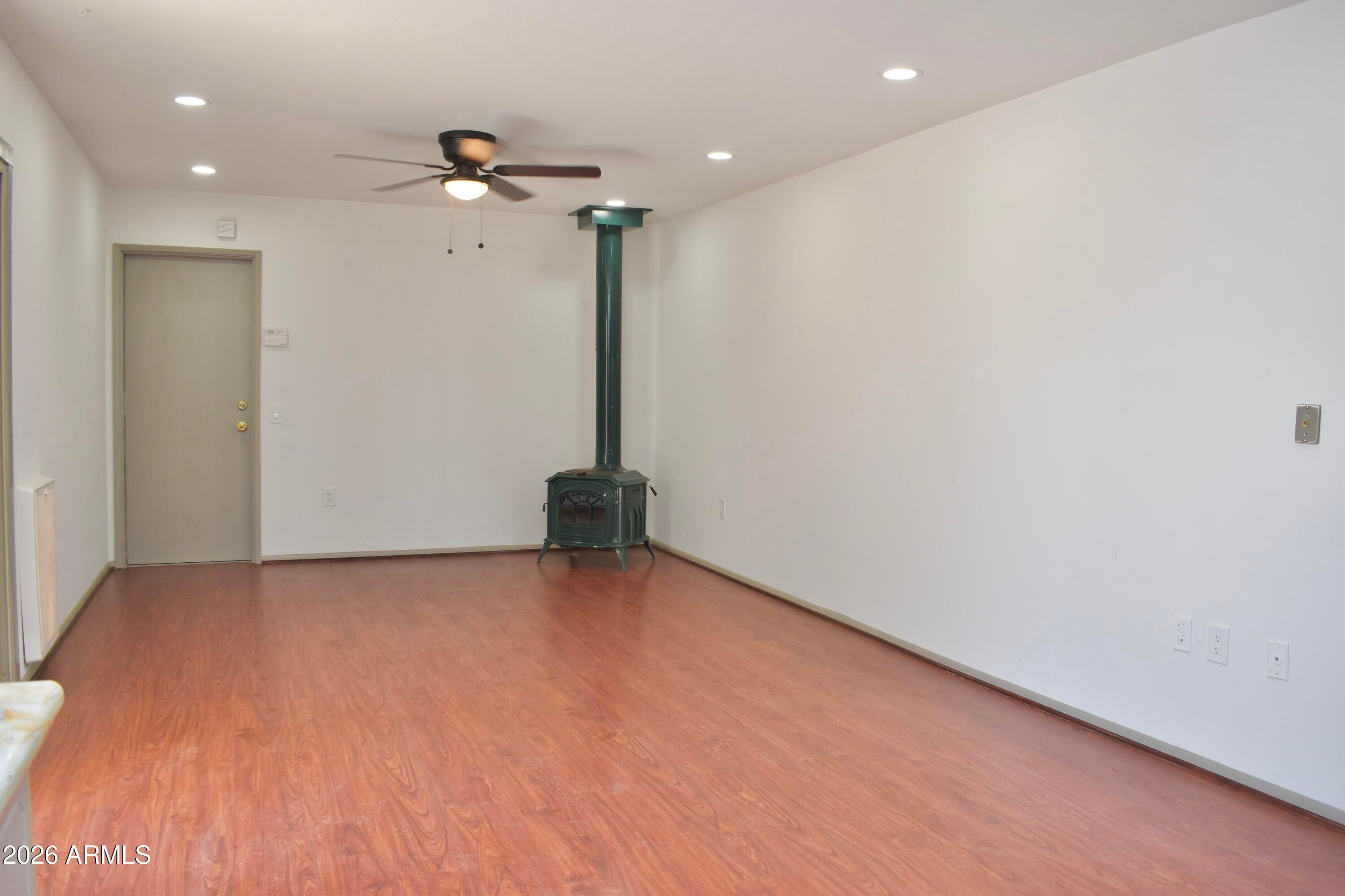 9431 W TIMBERLINE Drive