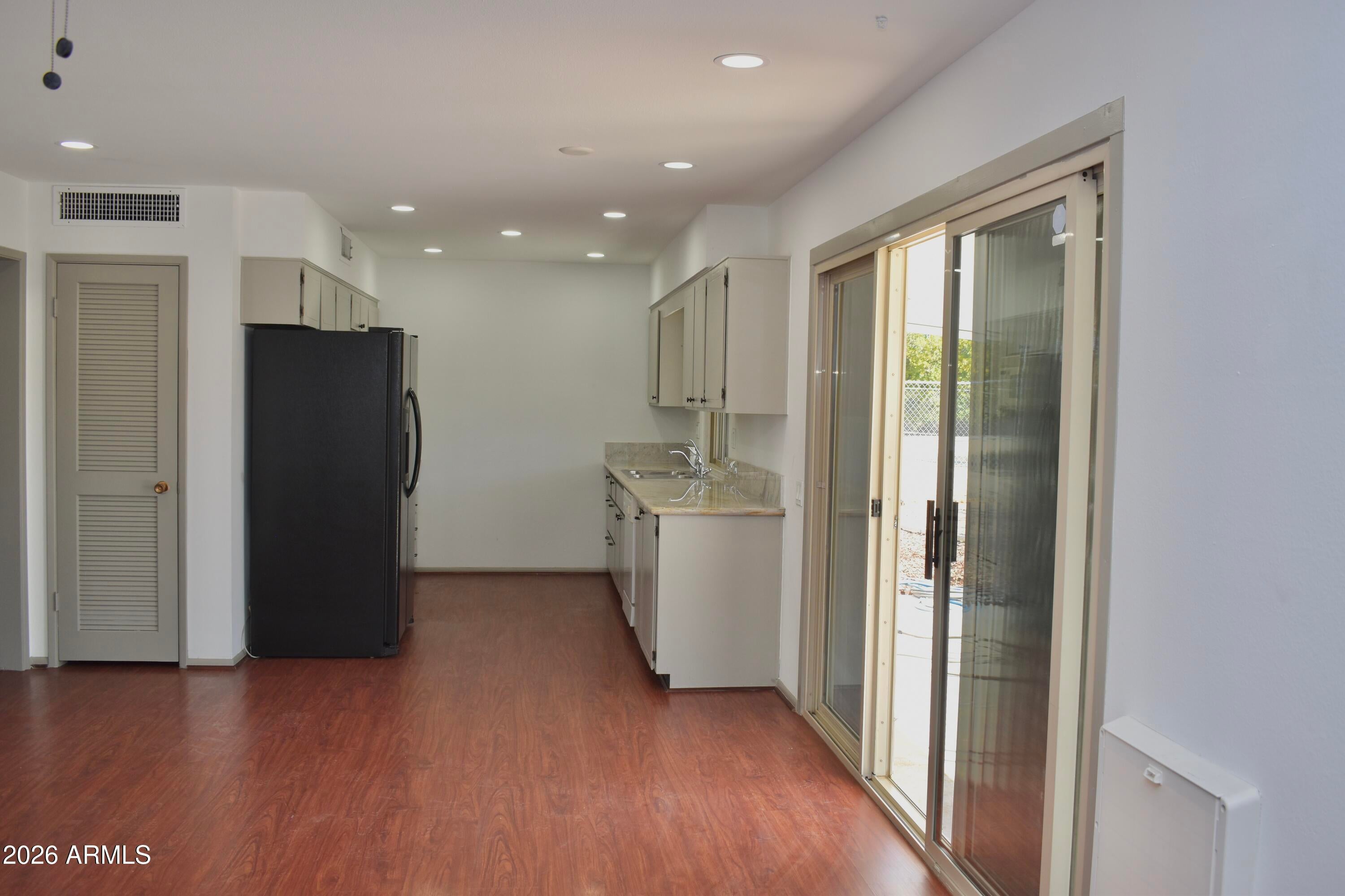 9431 W TIMBERLINE Drive