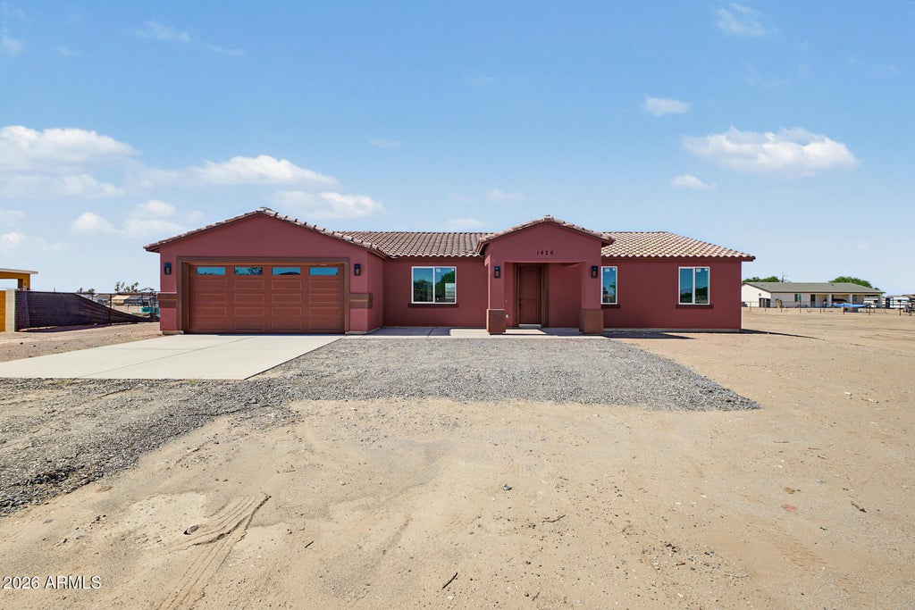 Photo of 1426 S 369th Avenue, Tonopah, AZ 85354 (MLS # 7091630)